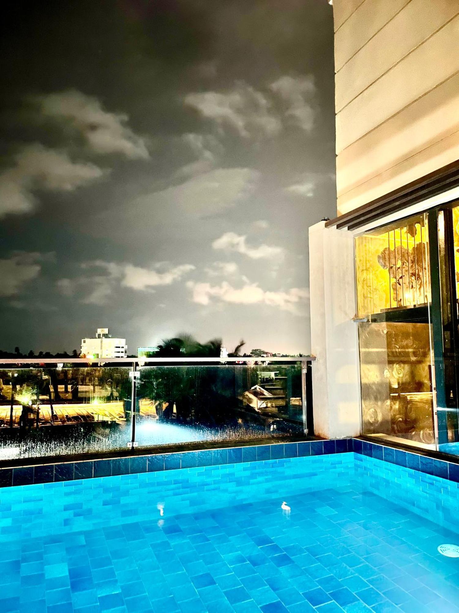 Penton45 - Luxury Penthouse Apartment 尼甘布 外观 照片
